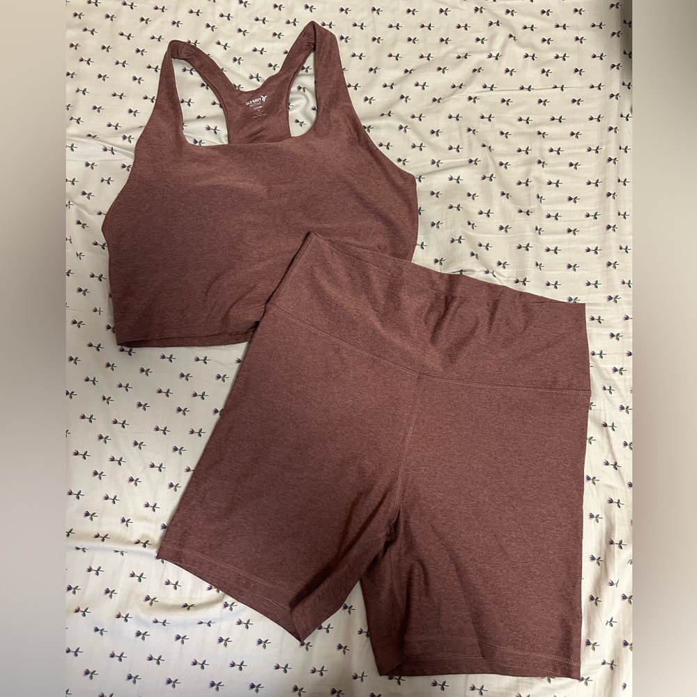 Old Navy Cloud+ Heathered Brown Set